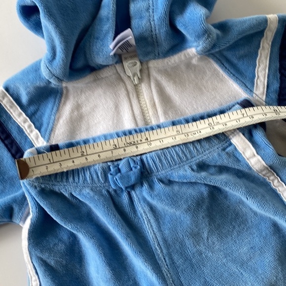 Baby Gap blue and white velour track suit 0-3 months - Picture 10 of 10